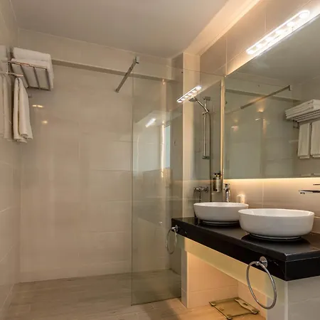 Boutie Suite, A Kalamatastay *