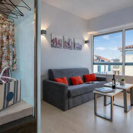 Boutie Suite, A Kalamatastay *