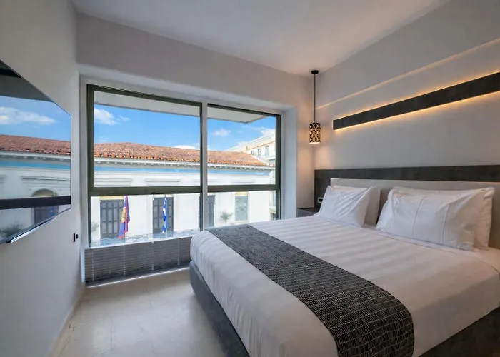 Boutie Suite, A Kalamatastay *